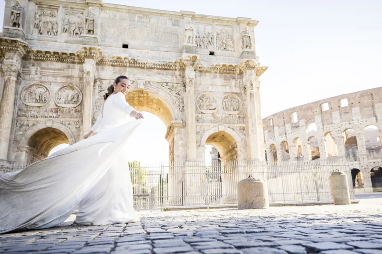 Postboda en la Piazza di Spagna al atardecer - Plasmalia