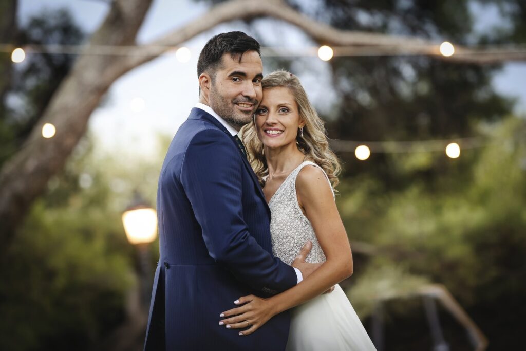 Momentos íntimos de los novios Jose y Abigaíl fotografiados en el Palacio del Negralejo